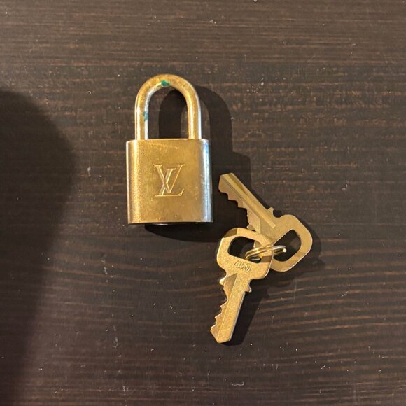 Louis Vuitton Damier Azur Speedy 35 - Picture 11 of 15